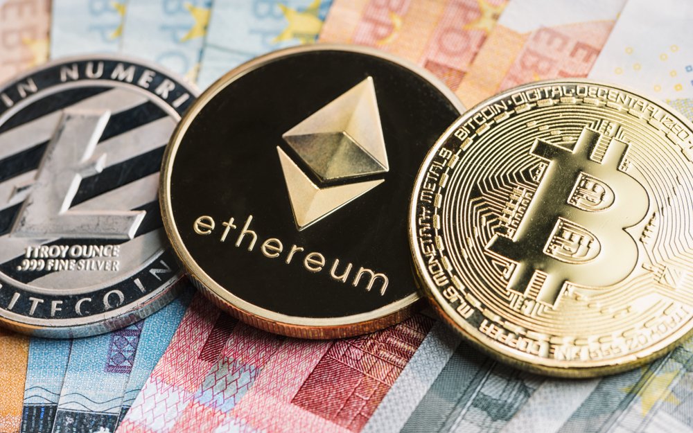 Comparação Entre Bitcoin e Altcoins: Qual Tem Mais Potencial  em 2025?